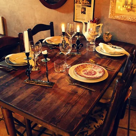 La De Lalola Hotell 2*