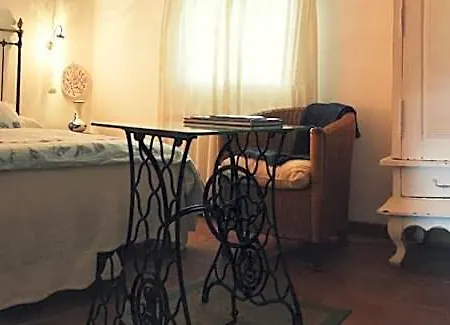 La De Lalola Hotel